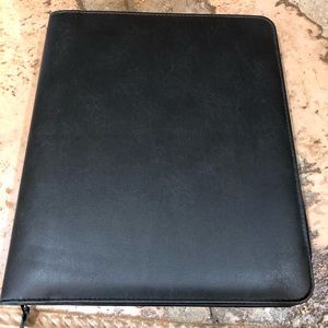 Franklin Covey Amway 3-ring Zippered Binder Black